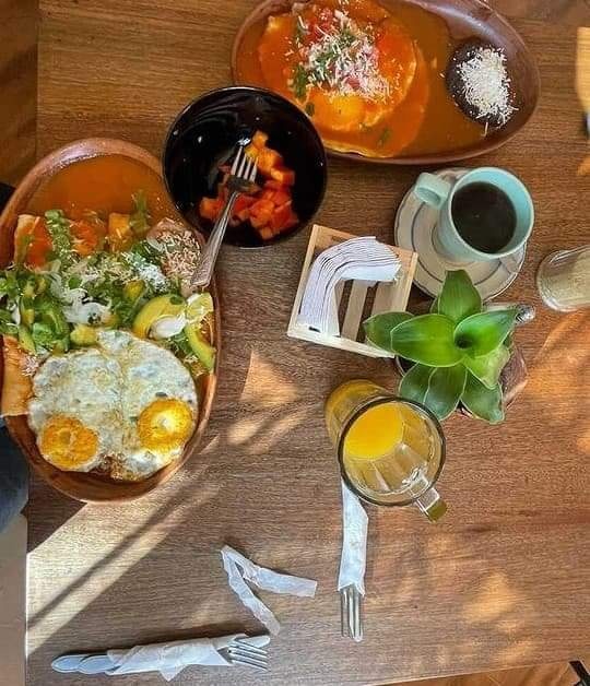 Portrait by Dima DallAcqua