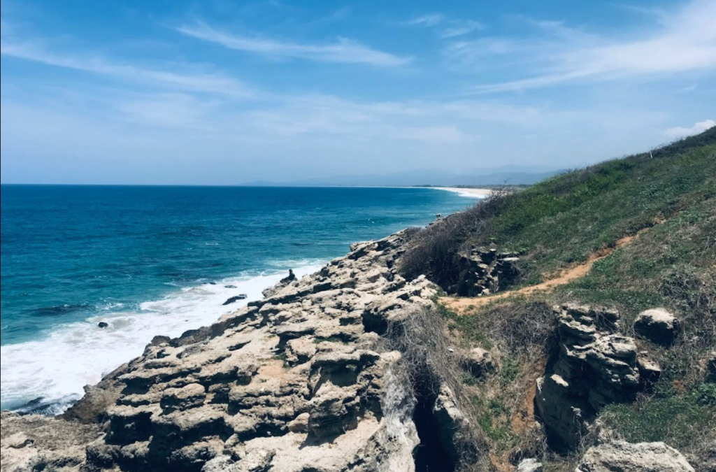Descubre el Mirador Punta Colorada: El secreto mejor guardado de Puerto Escondido. guia puerto escondido